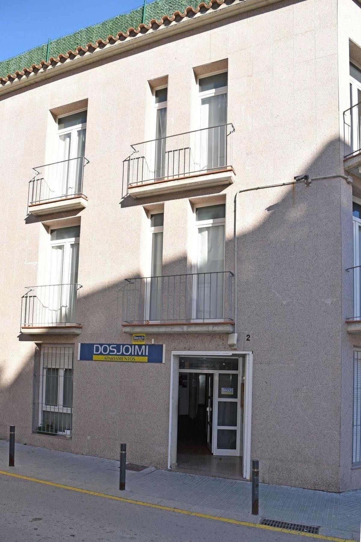 Apartamentos Ar Dosjoimi Lloret de Mar Ngoại thất bức ảnh